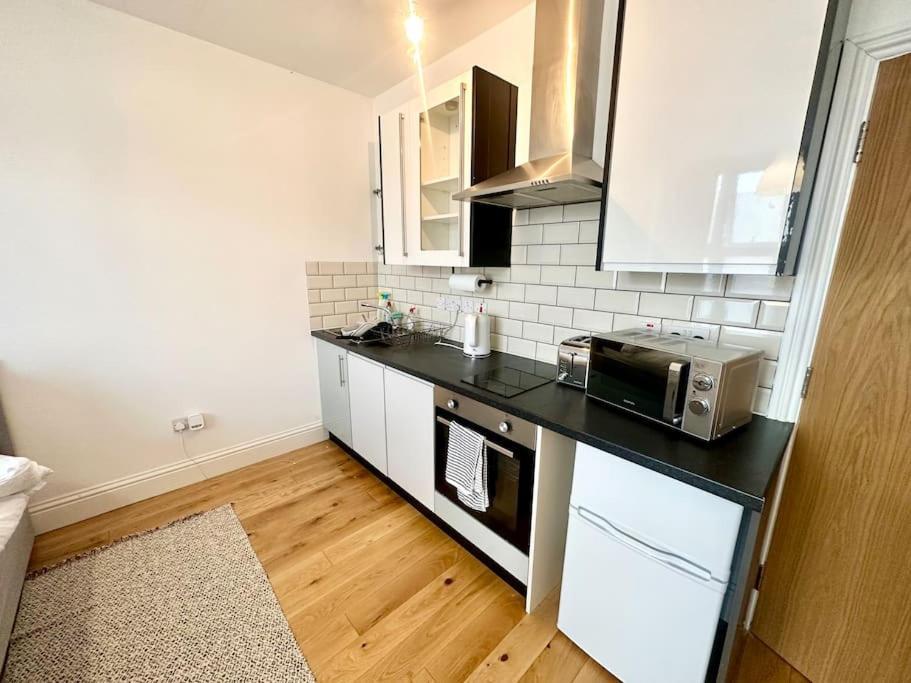 Se4, Self Contained Studio Flat. ลอนดอน ภายนอก รูปภาพ